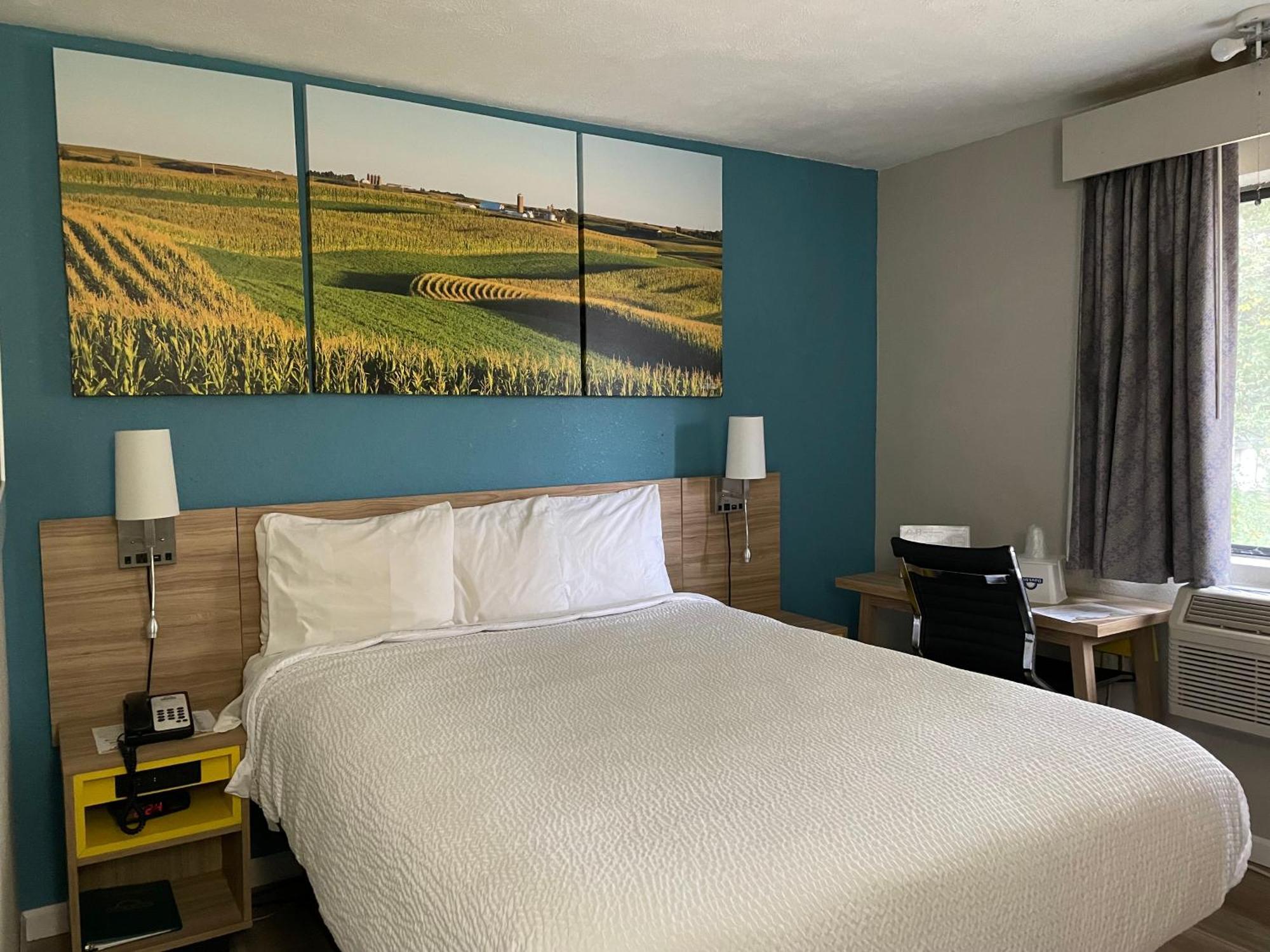 Days Inn By Wyndham Warrensburg Ngoại thất bức ảnh